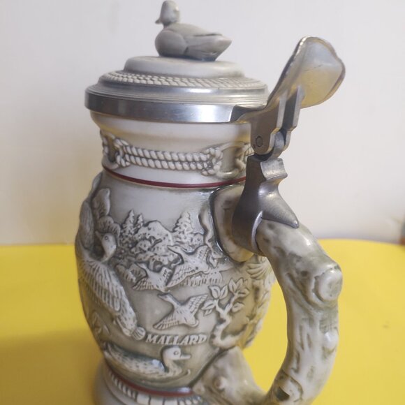 Ducks of the American Wilderness Stein made for Avon by Ceramarte in Brazil 1988 - Picture 2 of 10